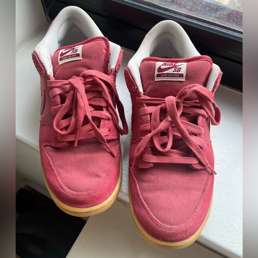 Nike SB Dunk Low Adobe